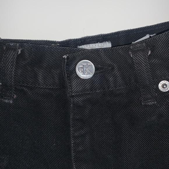 Calvin Klein shorts - Picture 3 of 9